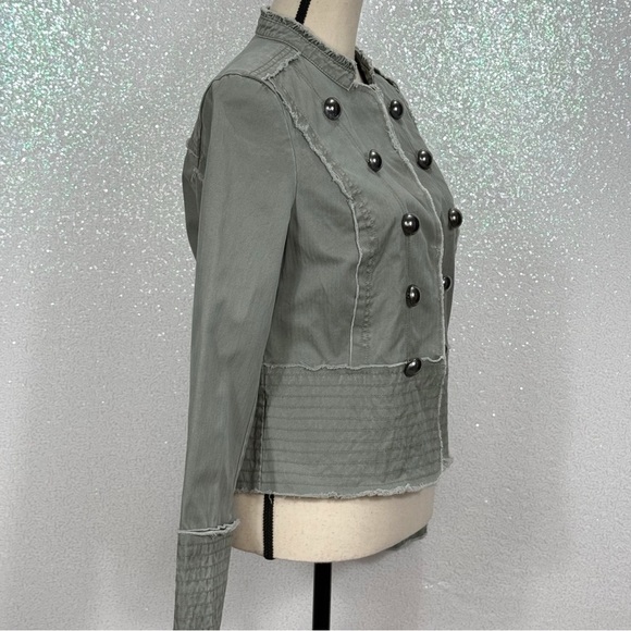 Old Navy women’s green military style button jacket size medium - Picture 11 of 11